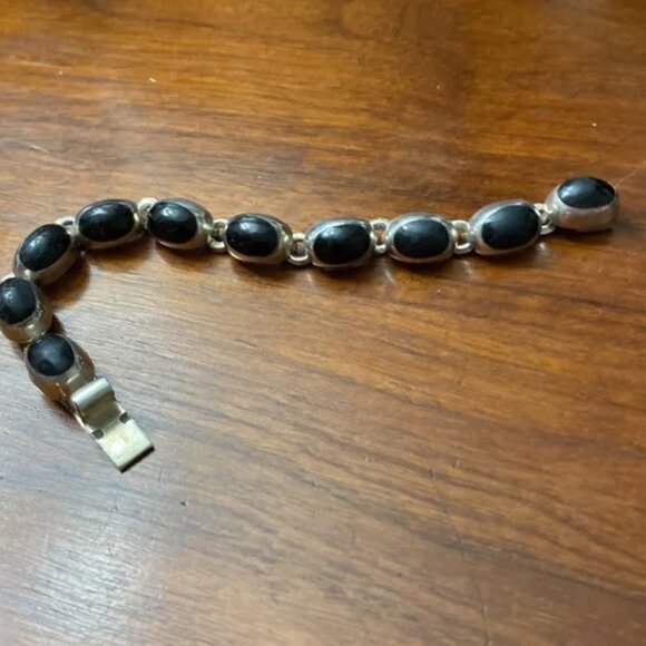 Vintage TAXCO Black Onyx & Sterling Link Bracelet - Picture 4 of 10